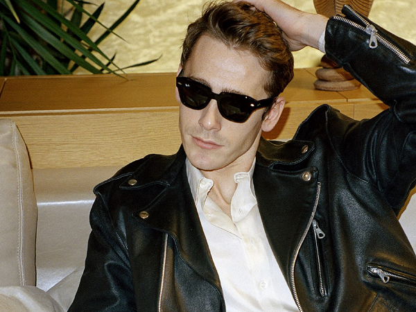 Designer Sunglasses Collection featuring premium brands like Ray-Ban, Oakley, and Tom Ford